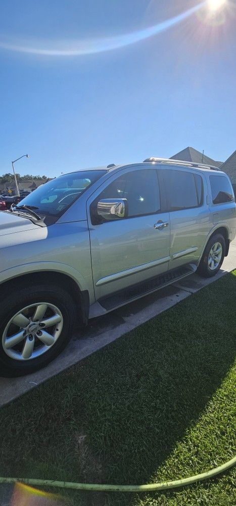 2011 Nissan Armada