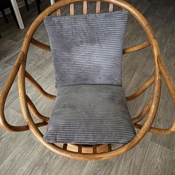 Swivel Rattan Chair