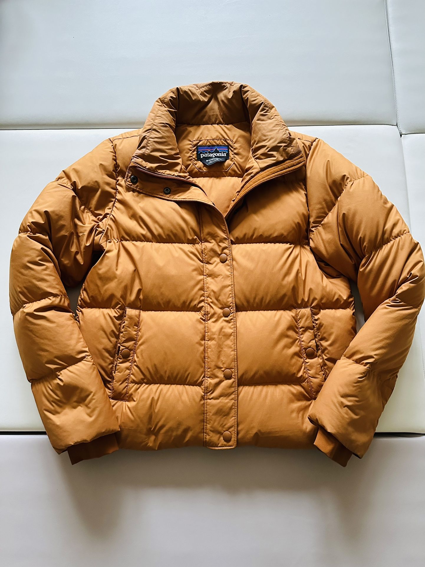 Patagonia Women’s Puffer Jacket (M)