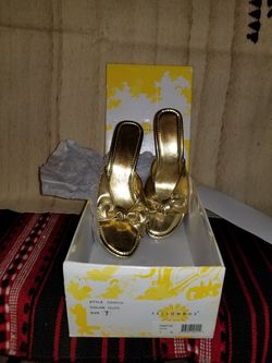 LADIES SHOES