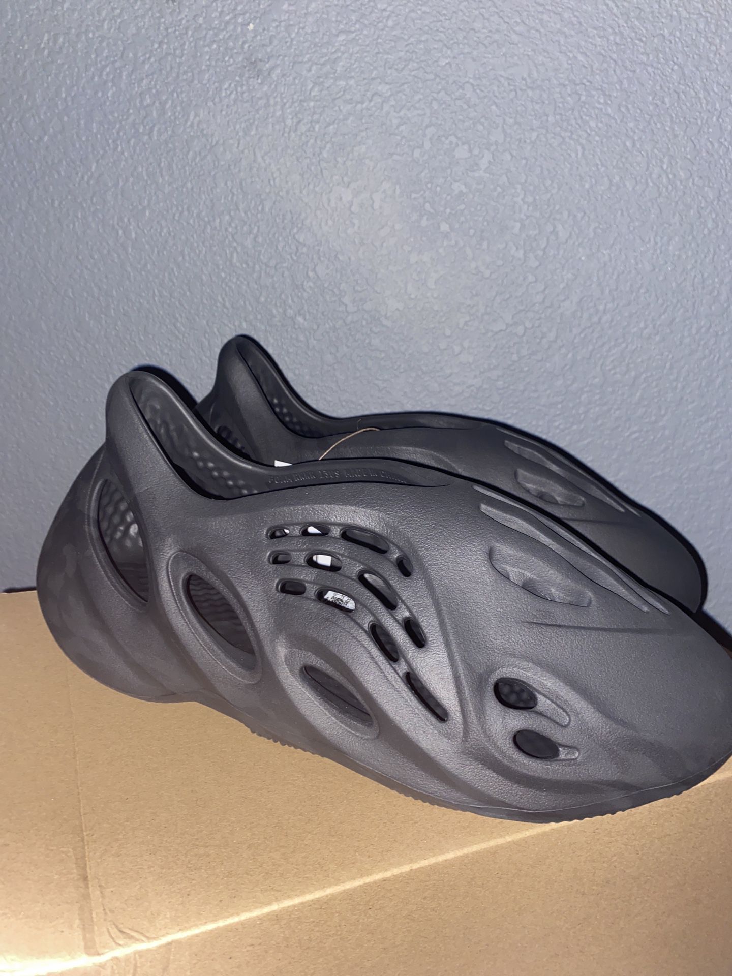 Adidas Yeezy Foam Runner Onyx Size 13