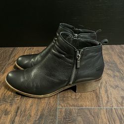 Lucky Brand Leather heel Booties