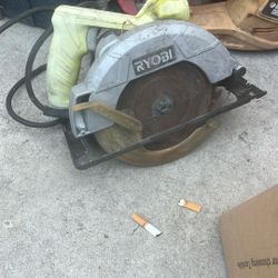 Saw