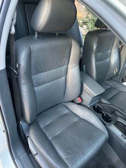 Honda Accord 04-07 Front seats