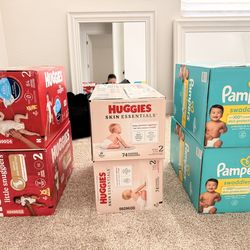 SIZE 2 DIAPERS 30.00$