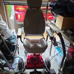 Zipr Mantis Heavy Duty Power Wheelchair