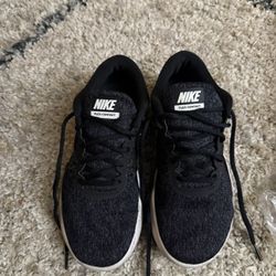 👟 Nike Flex Contact Shoes 👟