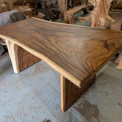 Dining kitchen breakfast table