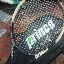 Tennis racket
