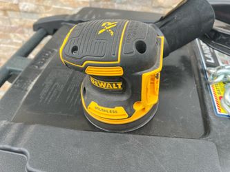 DeWalt, DC W 210 orbital sander