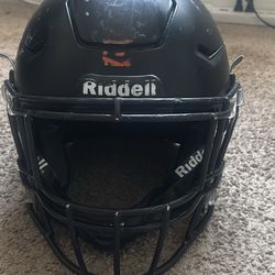 Large speedflex football helmet
