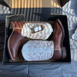 LAREDO RANCHER BOOTS