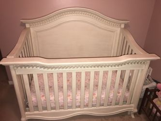 Lyla rose crib on sale