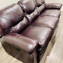 Beautiful Elegant Upscale Luxury Italian Leather Double Recliner Sofa
