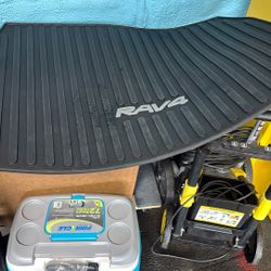 Fav 4 Trunk Weather Mat ,20-26