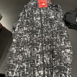 The NORTH FACE JACKET