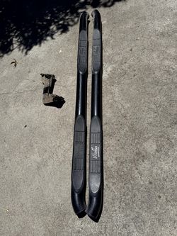 Nerf Bars (previously installed on 2011 Toyota 4Runner)