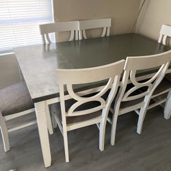 Dining table with 6 chairs $100 Located Mount Dora Fla 32757