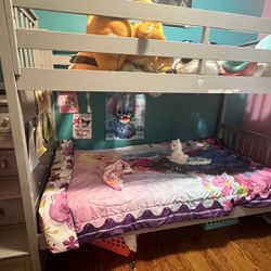 Bunk Bed With Staircase 