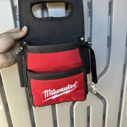 Milwaukee Pouches 