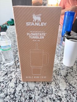 Stanley Quencher H2.0 FlowState Tumbler 40 oz