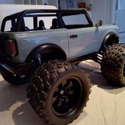 Custom 1:10 4x4 Bronco RC. 