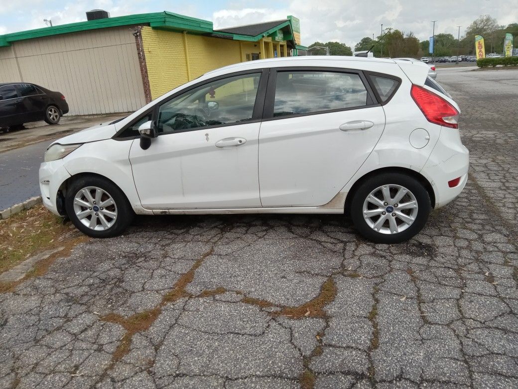 2013 Ford Fiesta