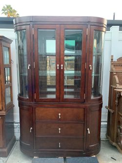 Mahogany China Cabinet Hutch Buffet$75 OBO!