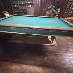 AMF model 4000 billiards POOL TABLE vintage 1970s 8 Foot X 4 Foot Table