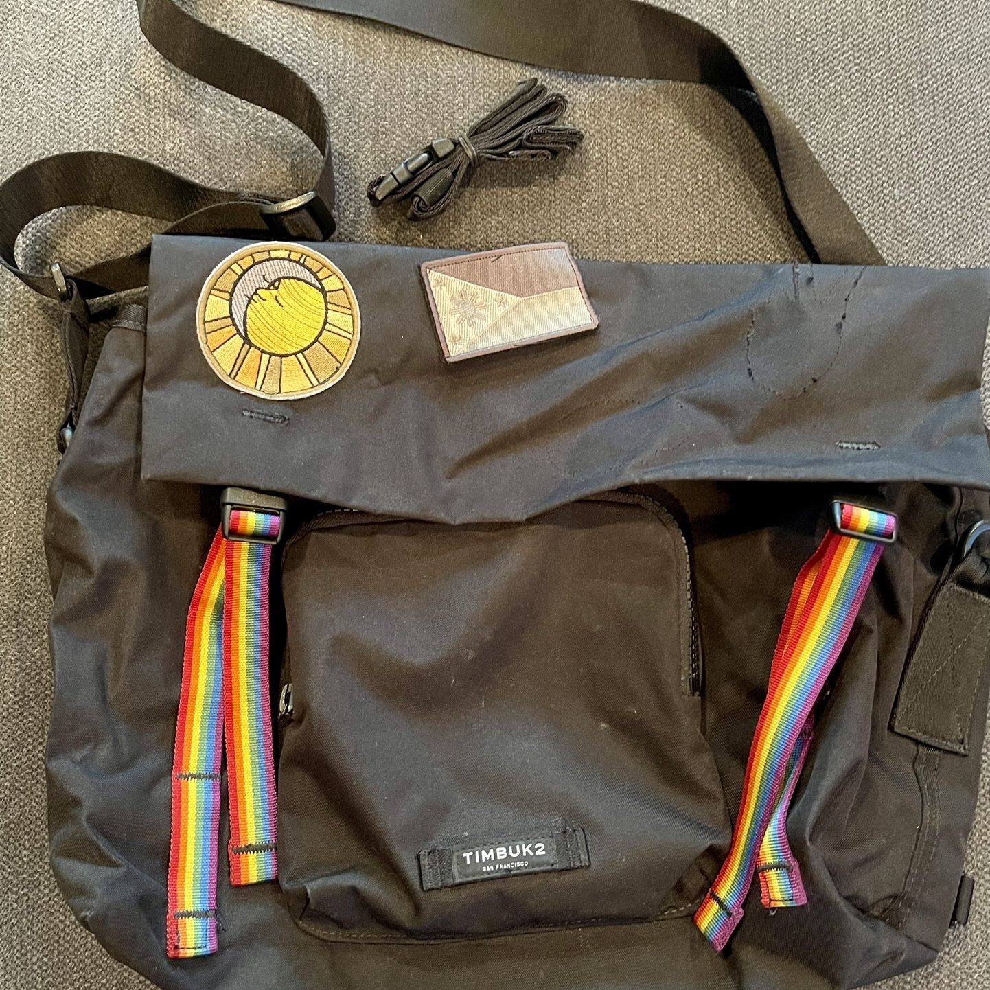 timbuk2 pride bag Recon Mini Messenger Rogue Camo MultiCam Black CORDURA messenger bag with multiple pockets and two 2 AustriAlpin COBRA buckles that fits iPads and tablets Timbuk2 Authority Laptop Backpack Deluxe