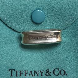 TIFFANY & CO. 1837 Rectangular Circle Necklace Pendant