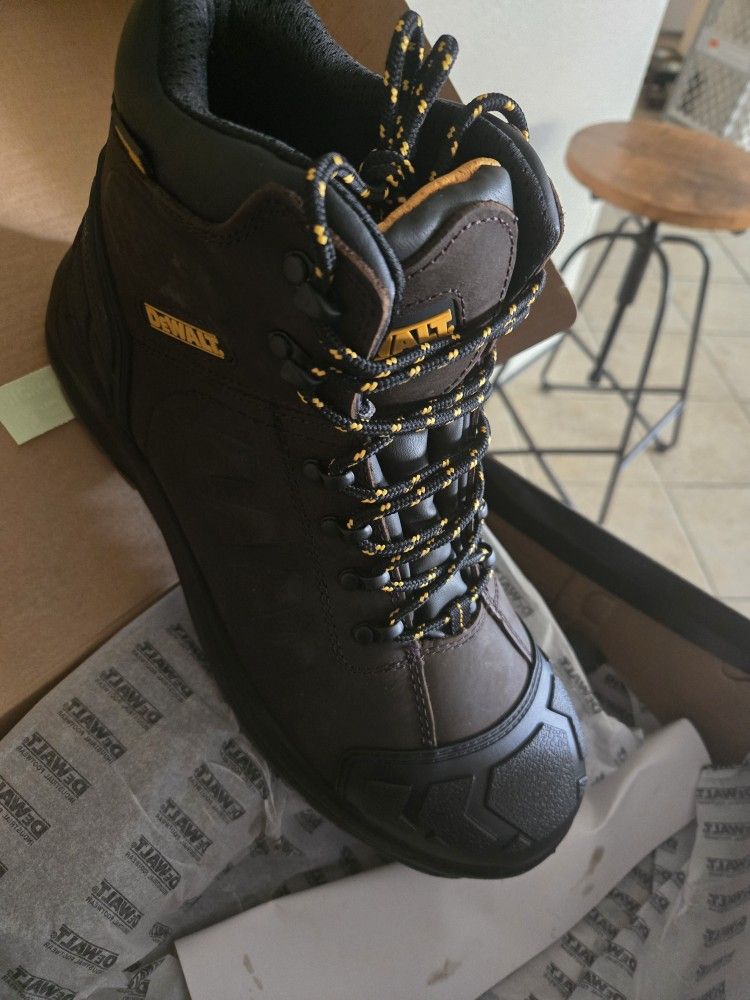 New Dewalt Work Boots Size 13