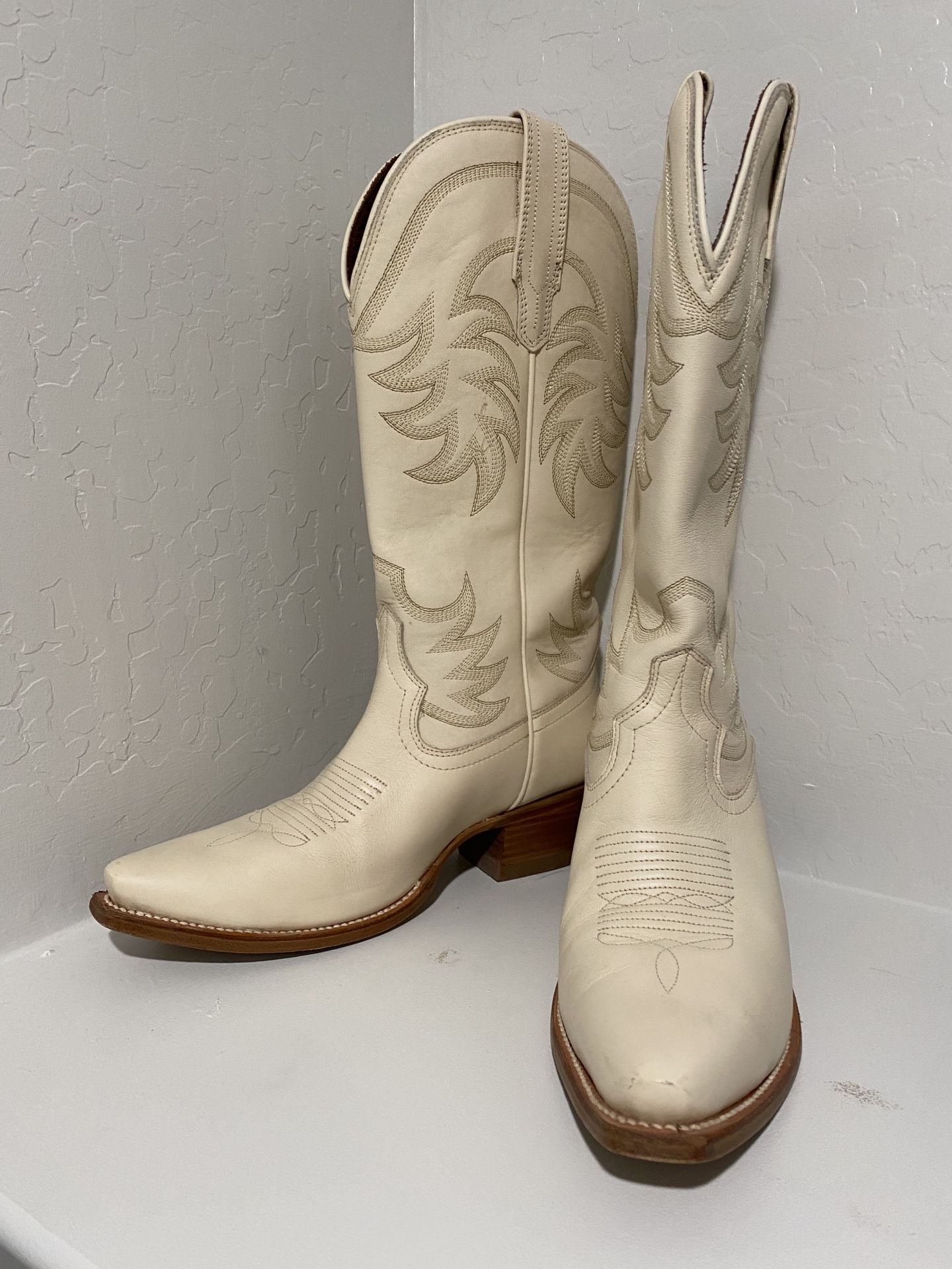 Tecovas Boots - Annie Size 9
