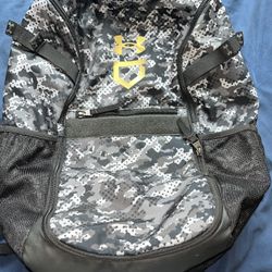 Under Armor Backpack! Cheap!! Read ⬇️