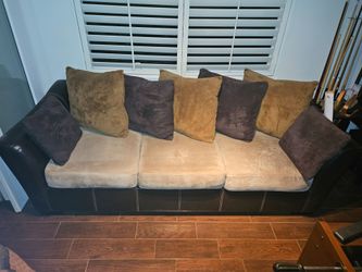 Sofa 8'ft