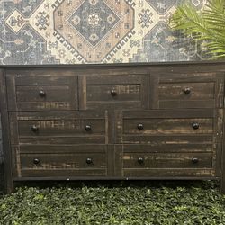 Brand new 7 Drawers Dresser for Bedroom, 54in Farmhouse Wood Chest of Drawers