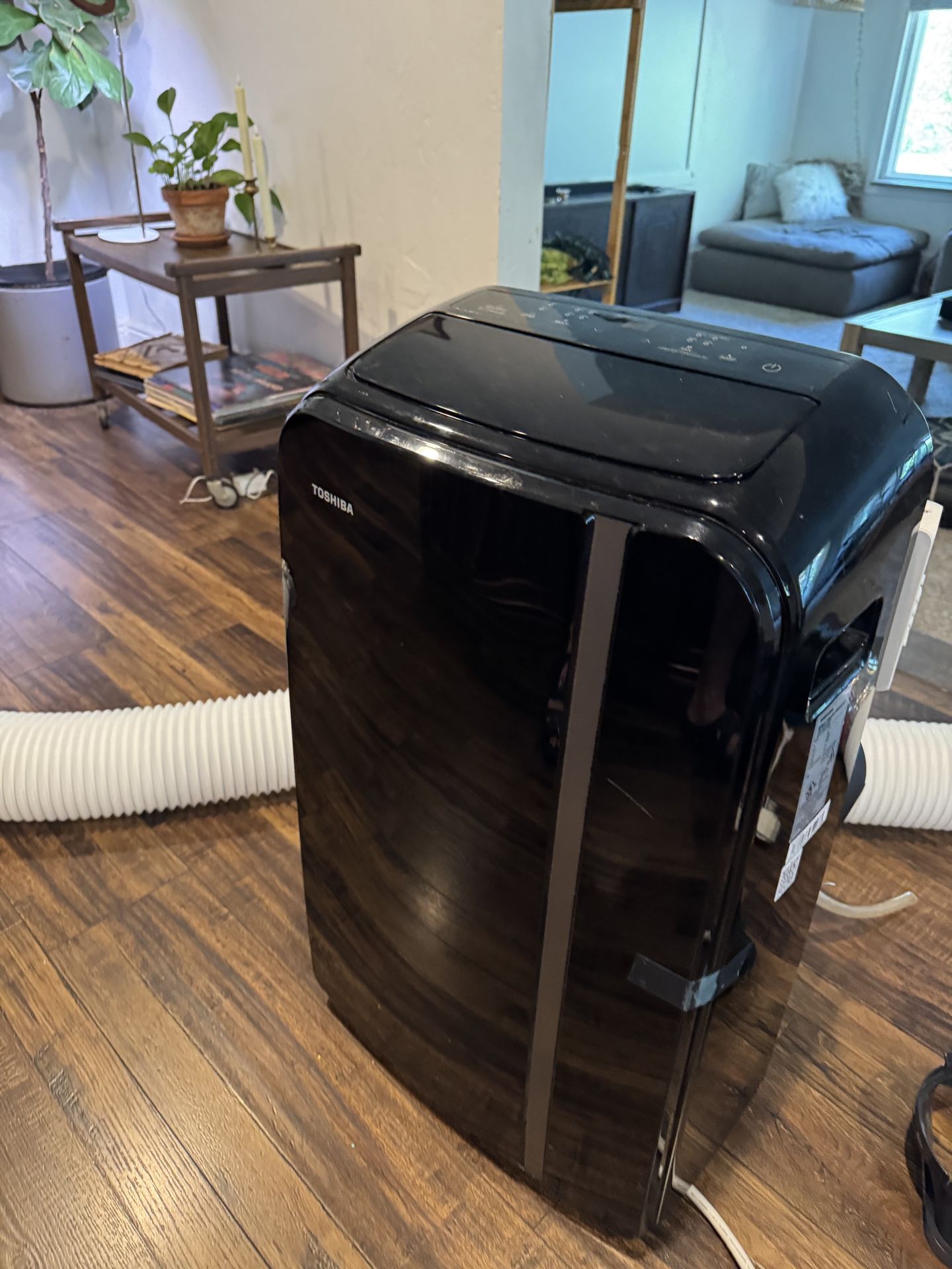 Toshiba Portable AC Unit - Air Conditioner