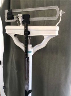 Detecto Physician's Beam Scale with Height Rod