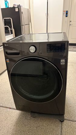 LG ThinQ Front Load Washer - Excellent Condition