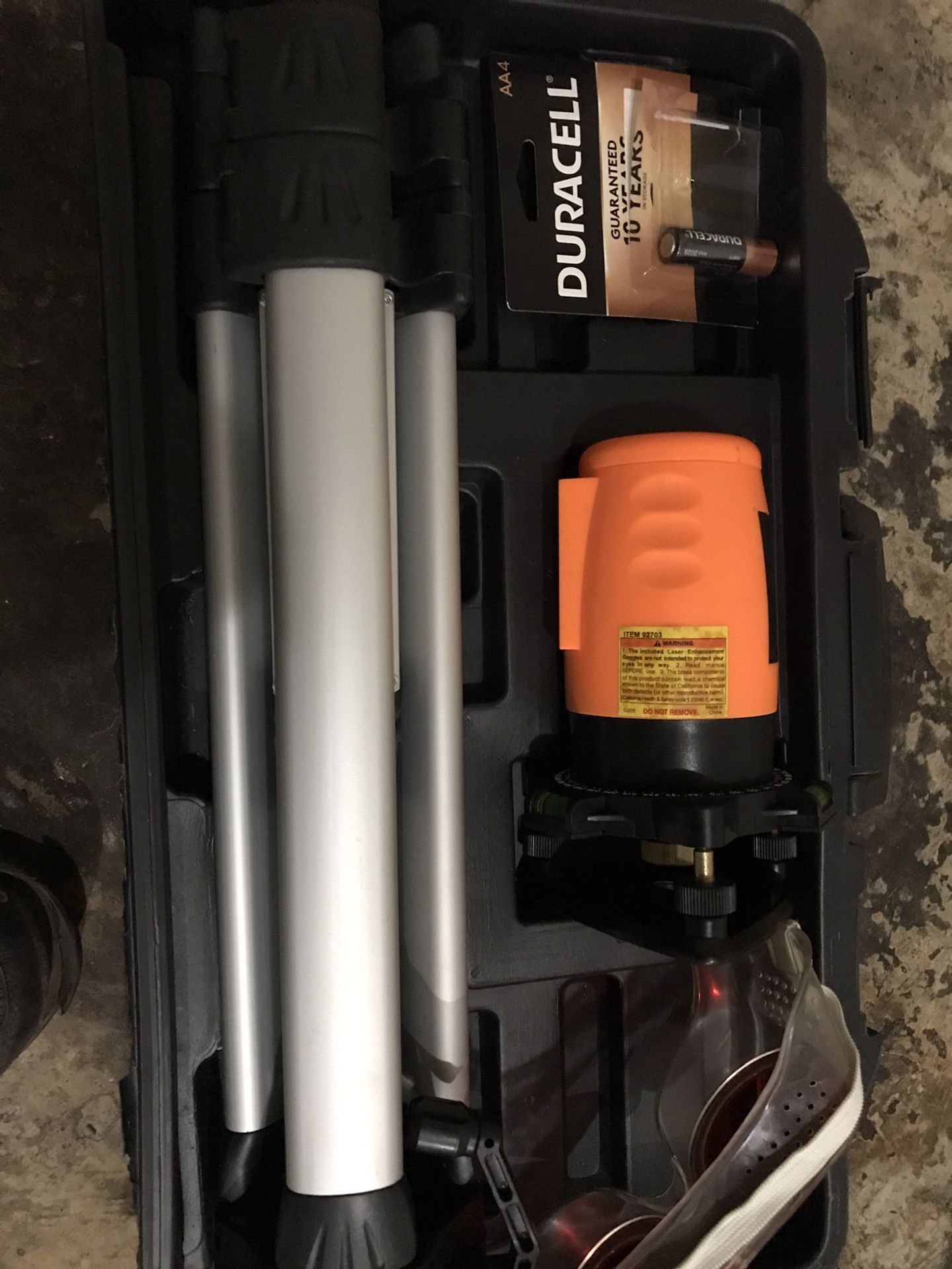 Cen-tech laser level self-leveling 92703