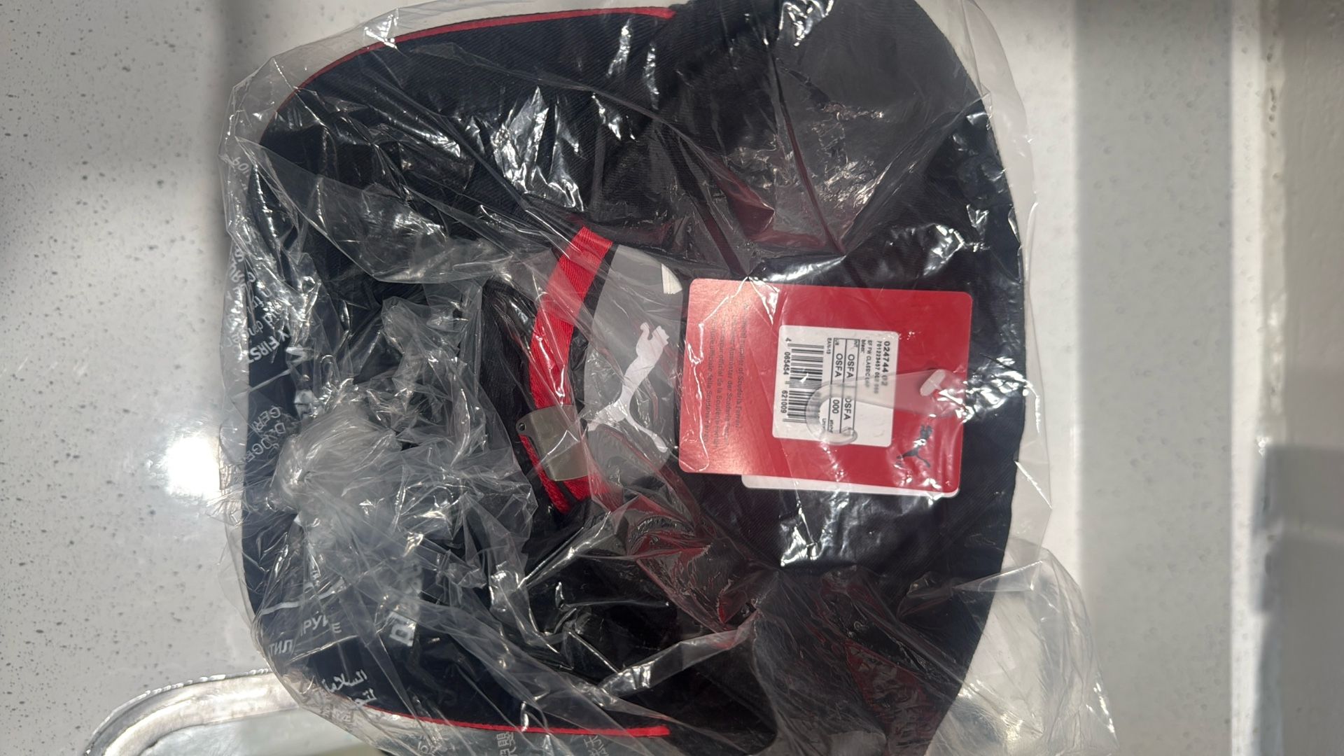 🔥 Brand New PUMA x Ferrari Hat (Official Licensed) – Black 🐎