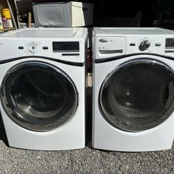 WHIRLPOOL WASHER AND ELECTRIC 22 VOLTS DREYER SET