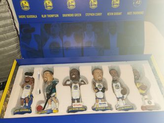 2016-17 Warriors Bobblehead