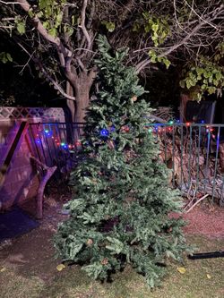 7 FT Christmas Tree with Hinged Premium Spruce Artificial Xmas Trees, Green, Foldable Base