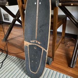 Carver cruiser skateboard