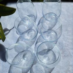 Stemless wine glasses