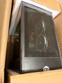 CyberPowerPC Gaming PC + MSI 27” Curved Monitor + Razer Accessories