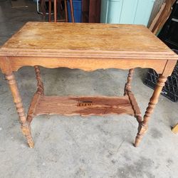 Victorian  Side Parlor Table Vintage Antique Imperial Grand Rapids