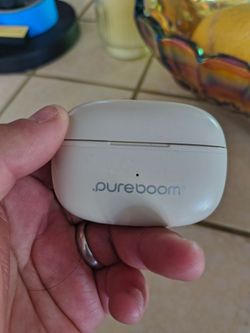 Pureboom true wireless earbuds