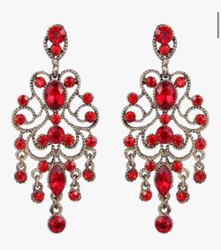 BriLove Women's Vintaged Style Wedding Bridal Crystal Drop Hollow Chandelier Filigree Dangle Earrings